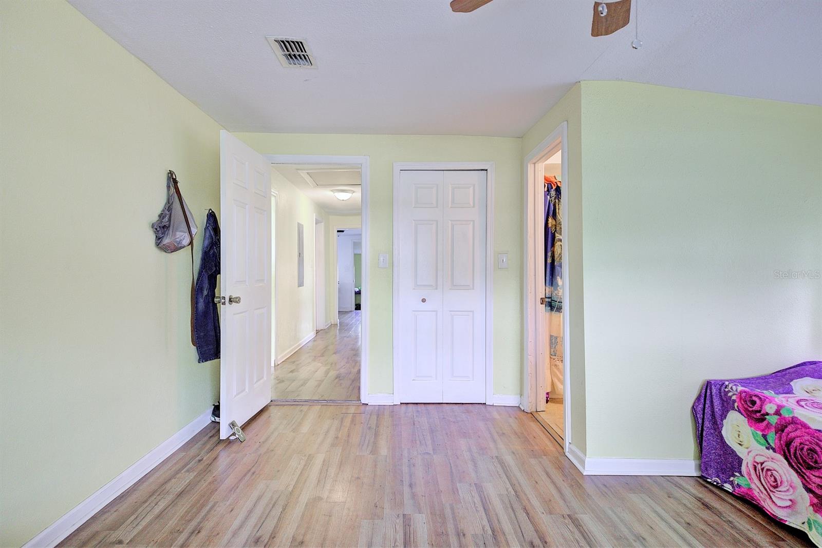 TOWN OF AVON PARK - Residential