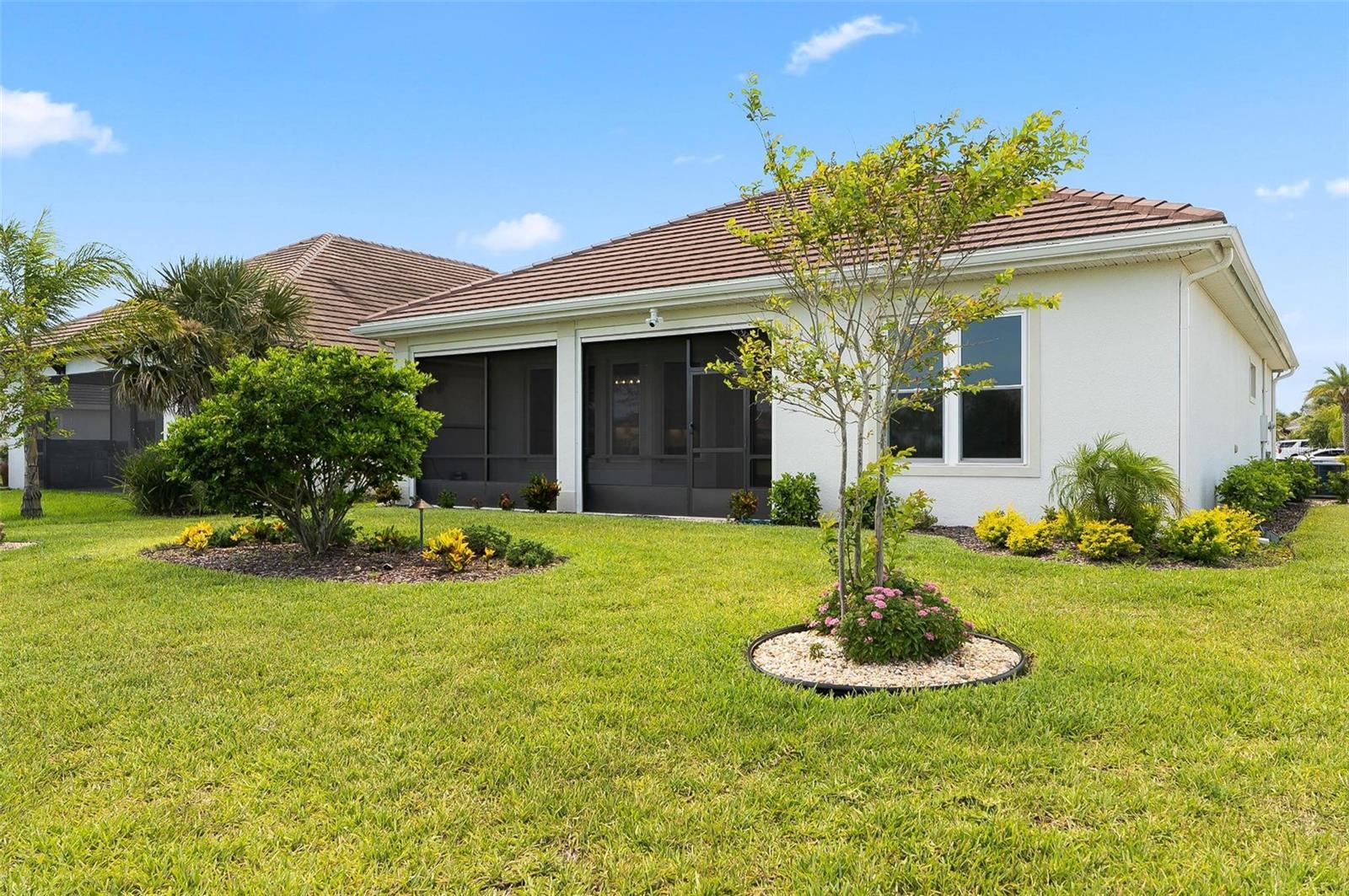 MARINA DEL PALMA - Residential Lease