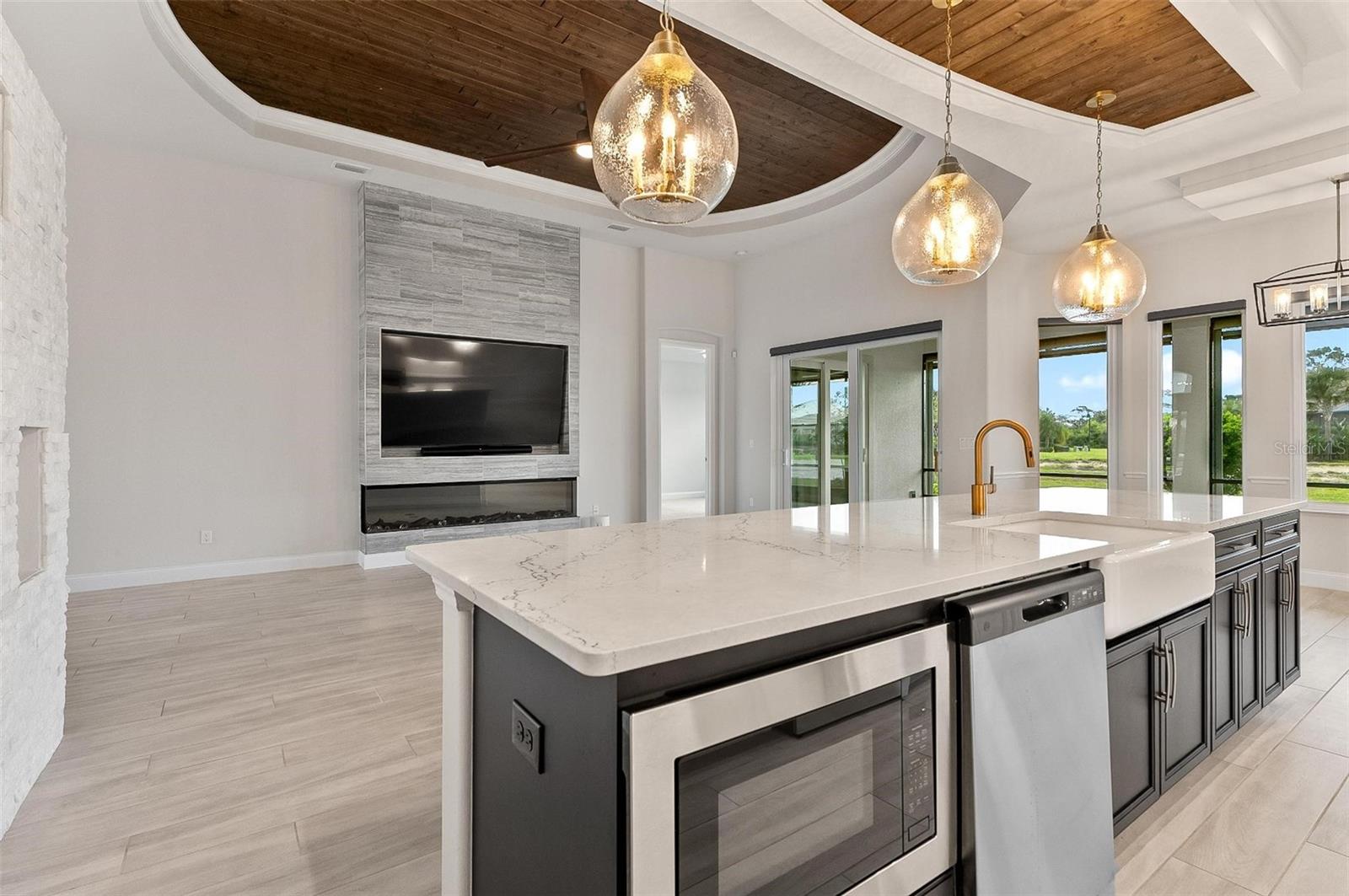 MARINA DEL PALMA - Residential Lease