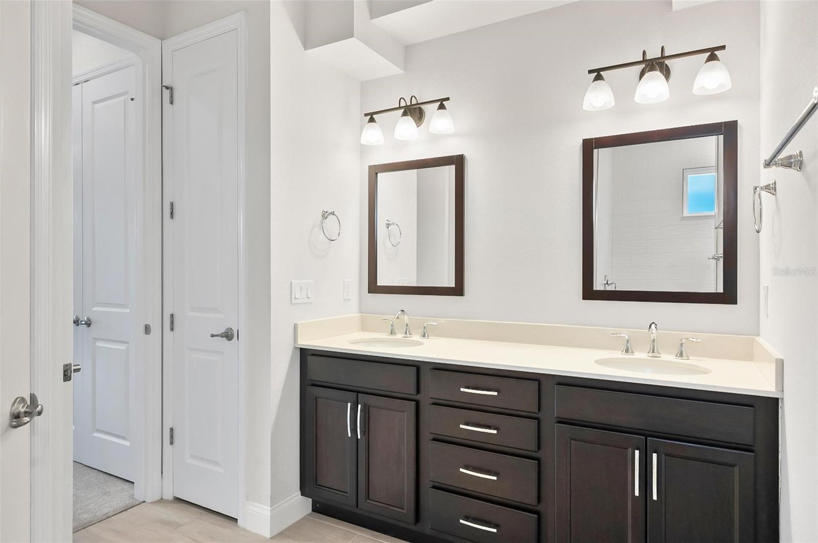 MARINA DEL PALMA - Residential Lease