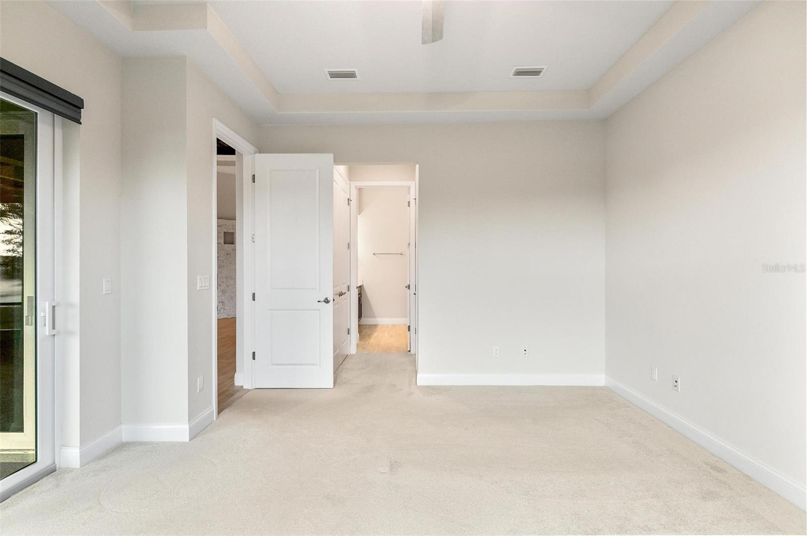 MARINA DEL PALMA - Residential Lease