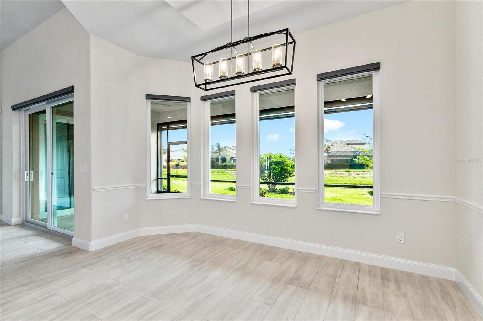 MARINA DEL PALMA - Residential Lease