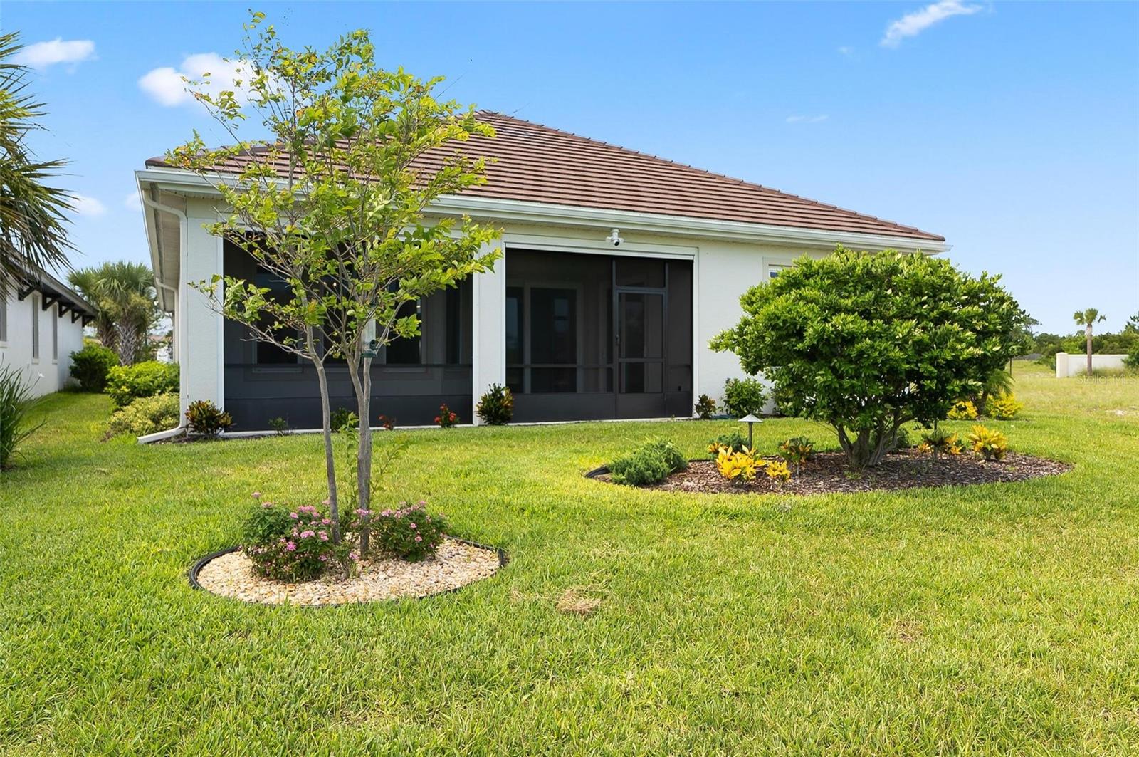 MARINA DEL PALMA - Residential Lease