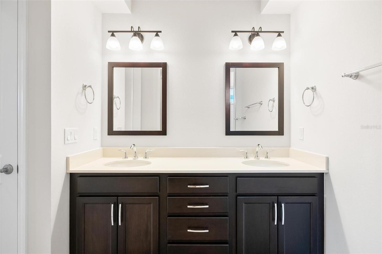 MARINA DEL PALMA - Residential Lease