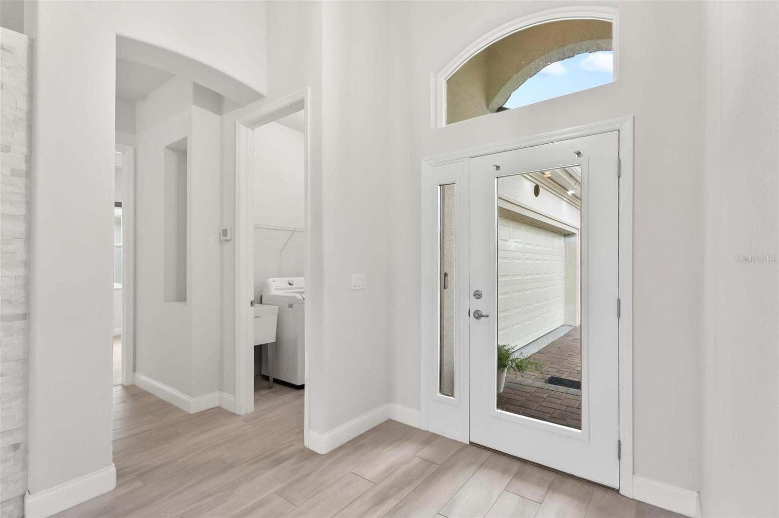 MARINA DEL PALMA - Residential Lease