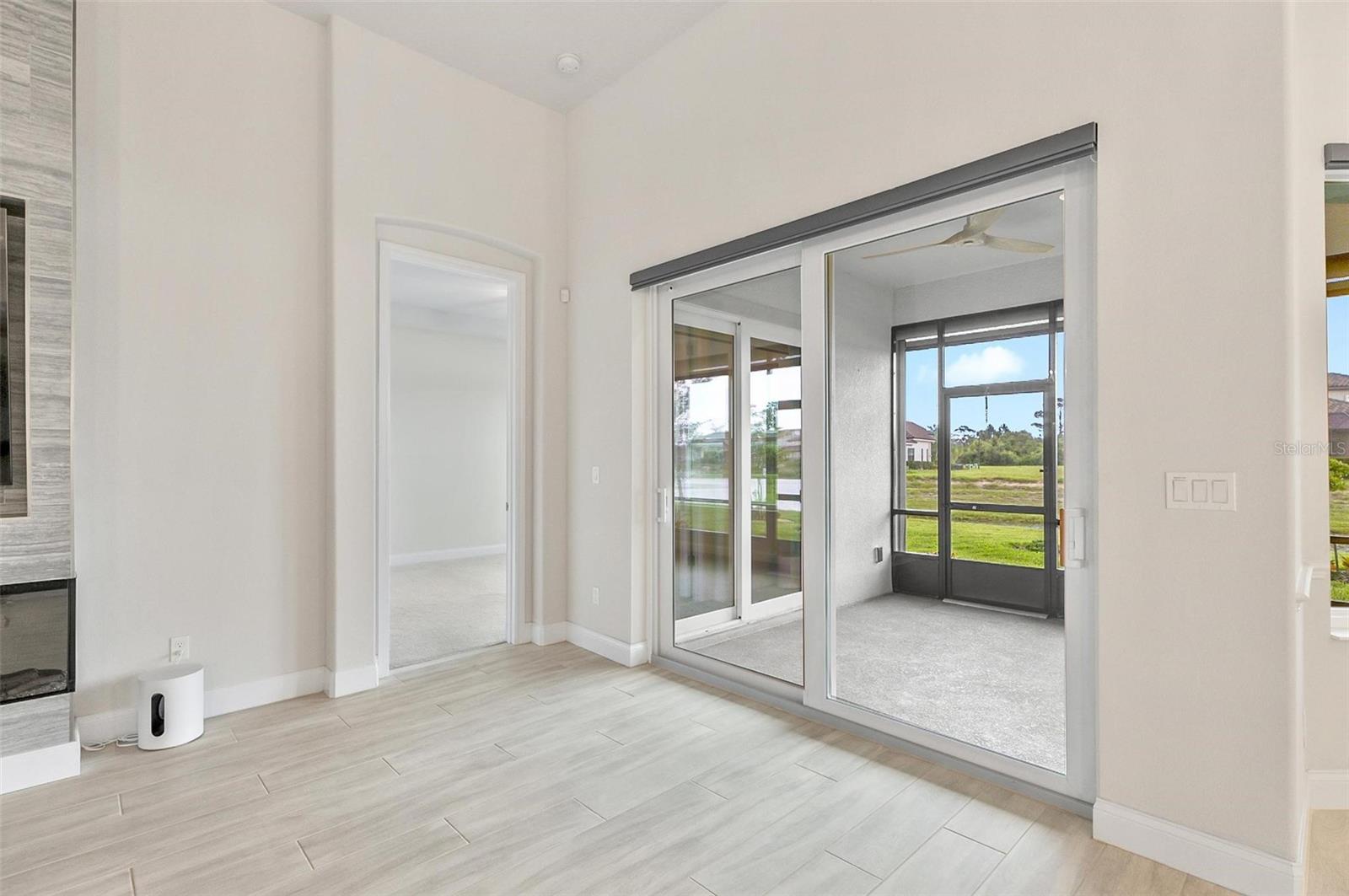 MARINA DEL PALMA - Residential Lease