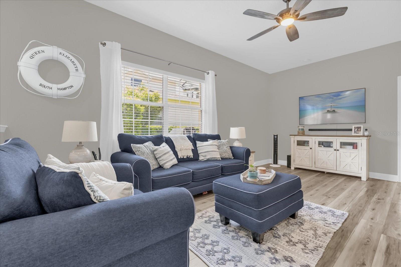 SWEETWATER RIDGE TWNHMS AT MAGNOLIA POINTE PH - Residential