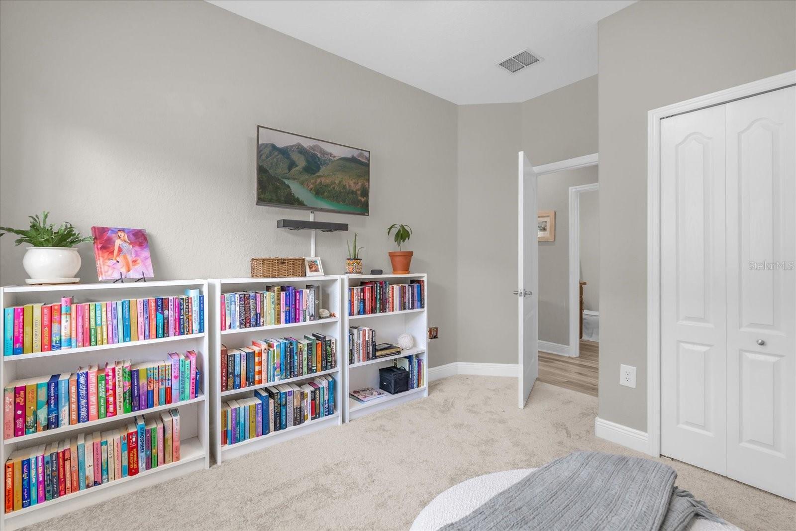 SWEETWATER RIDGE TWNHMS AT MAGNOLIA POINTE PH - Residential