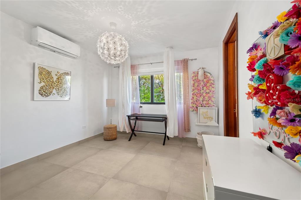 DORADO BEACH EAST - Residential