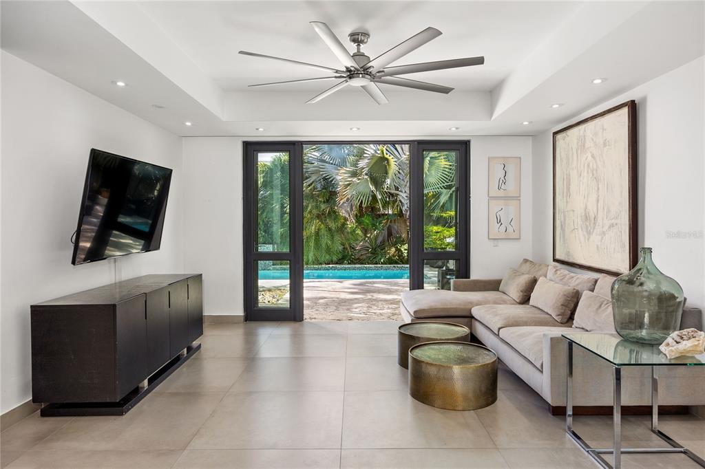 DORADO BEACH EAST - Residential