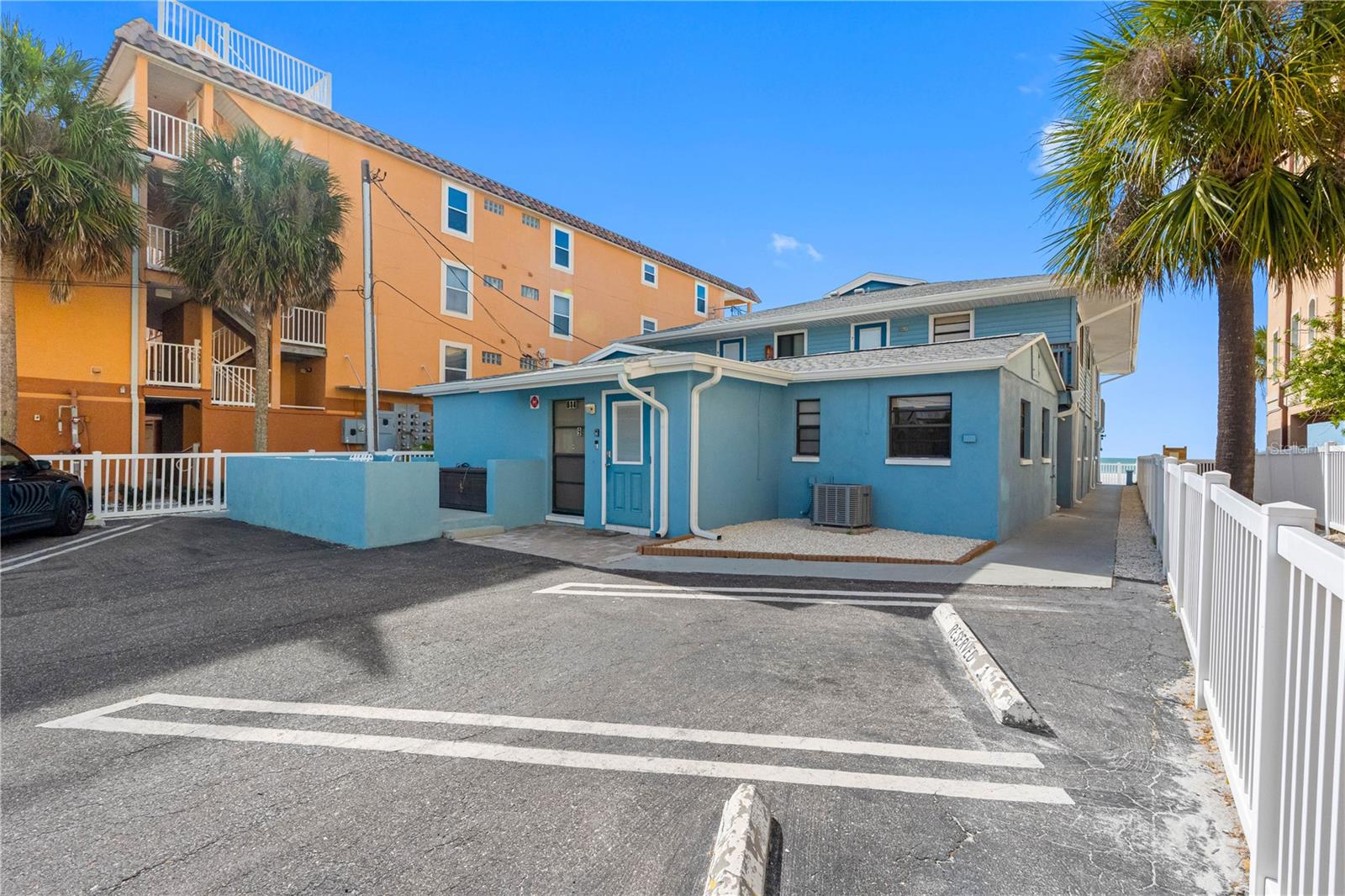 614 GULF BOULEVARD 9