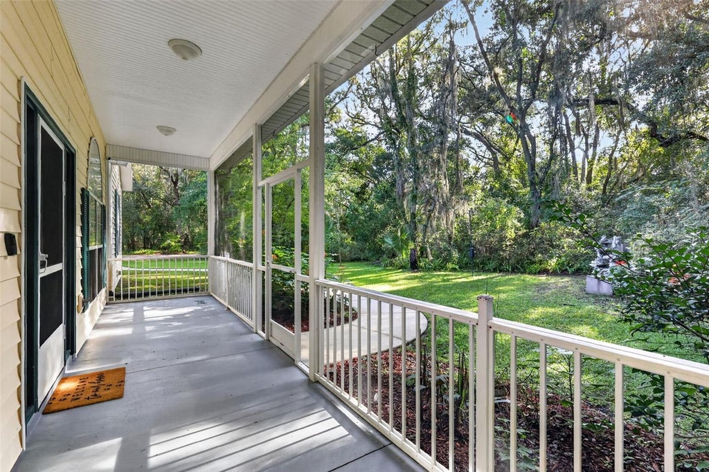 Photo of 35015 Radio Road, Leesburg, FL 34788 (MLS # G5117997)