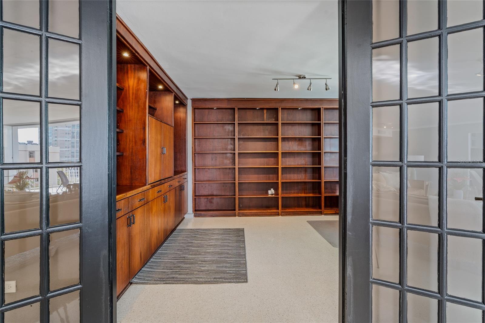 CONDADO - Residential