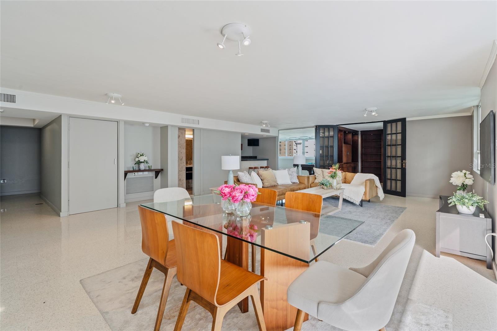 CONDADO - Residential