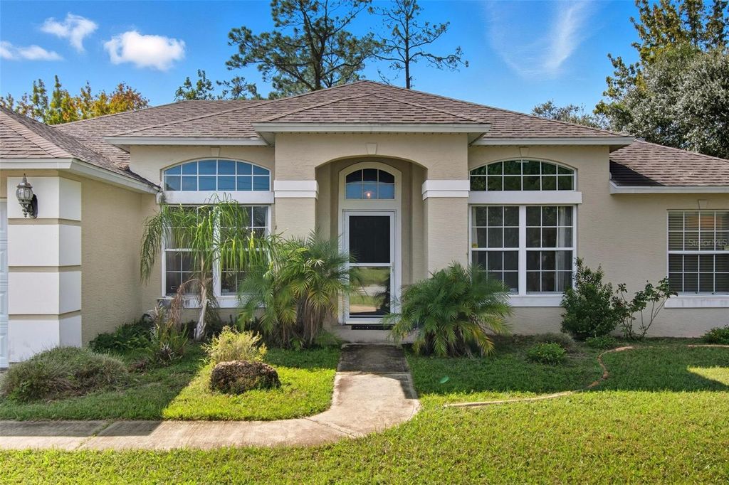 Photo of 22 Pinetree Drive, Palm Coast, FL 32164 (MLS # FC313401)