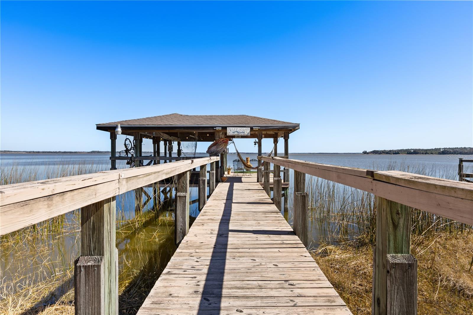 KINGS PENINSULA - Residential