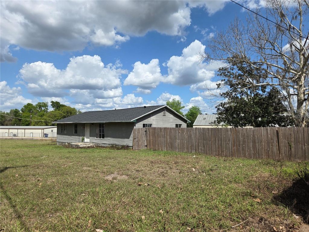 Photo of 14430 10th Street, Dade City, FL 33523 (MLS # TB8484611)