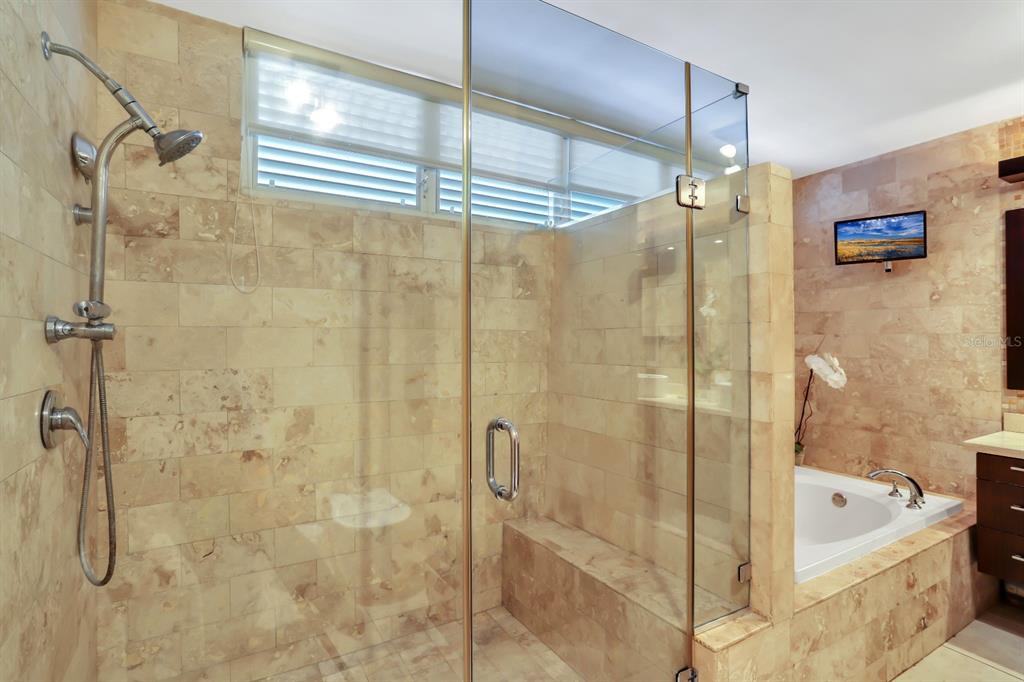 SABANERA DE DORADO - Residential