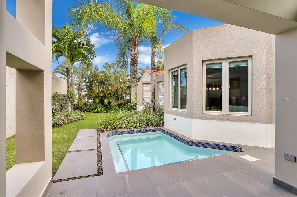 SABANERA DE DORADO - Residential