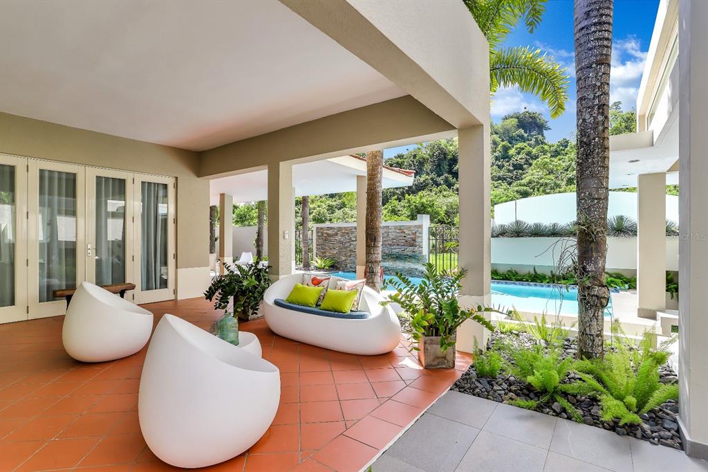 SABANERA DE DORADO - Residential