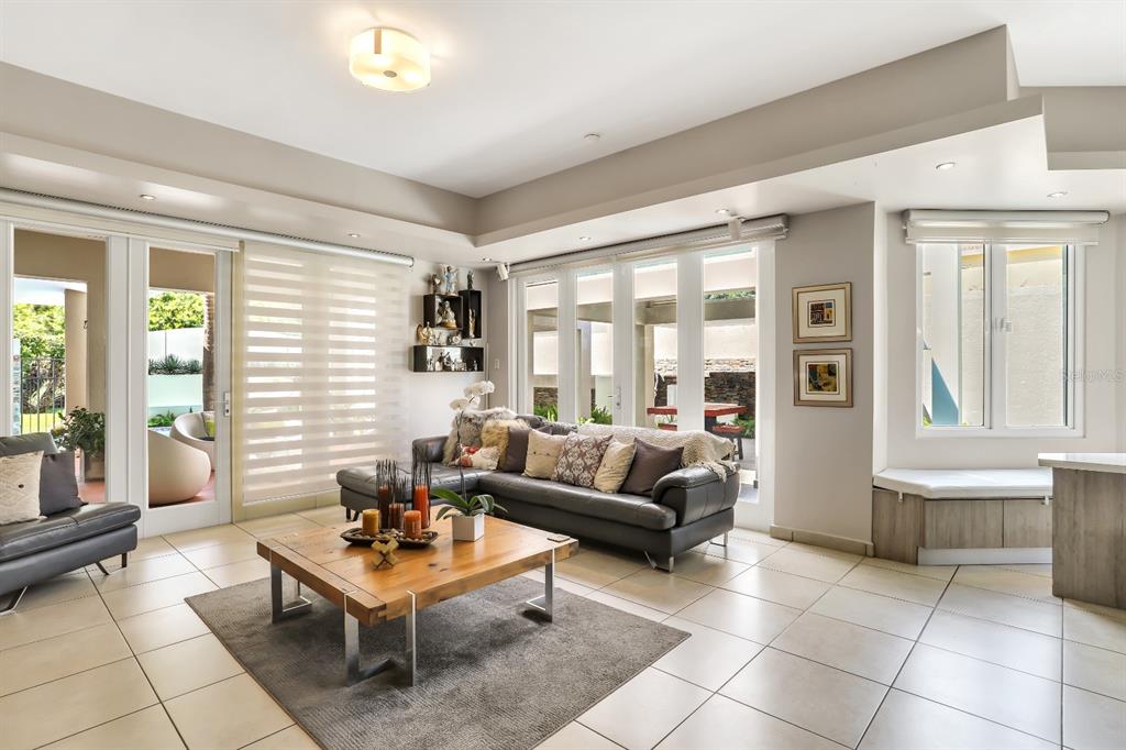 SABANERA DE DORADO - Residential