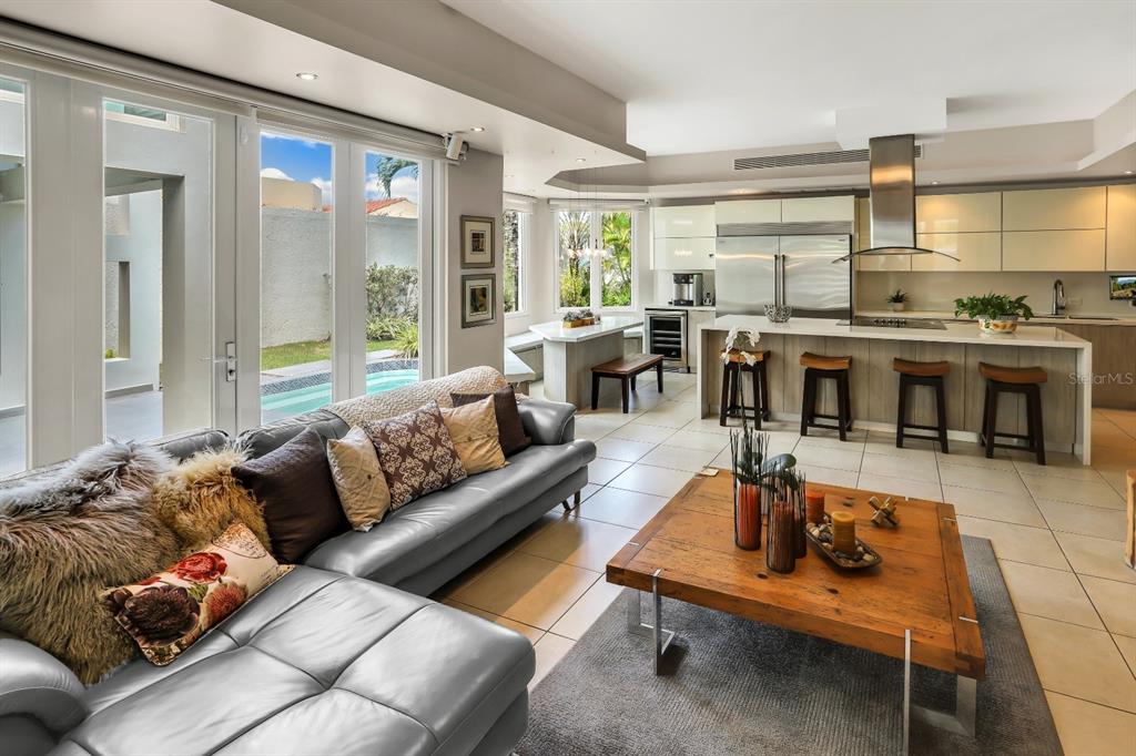 SABANERA DE DORADO - Residential