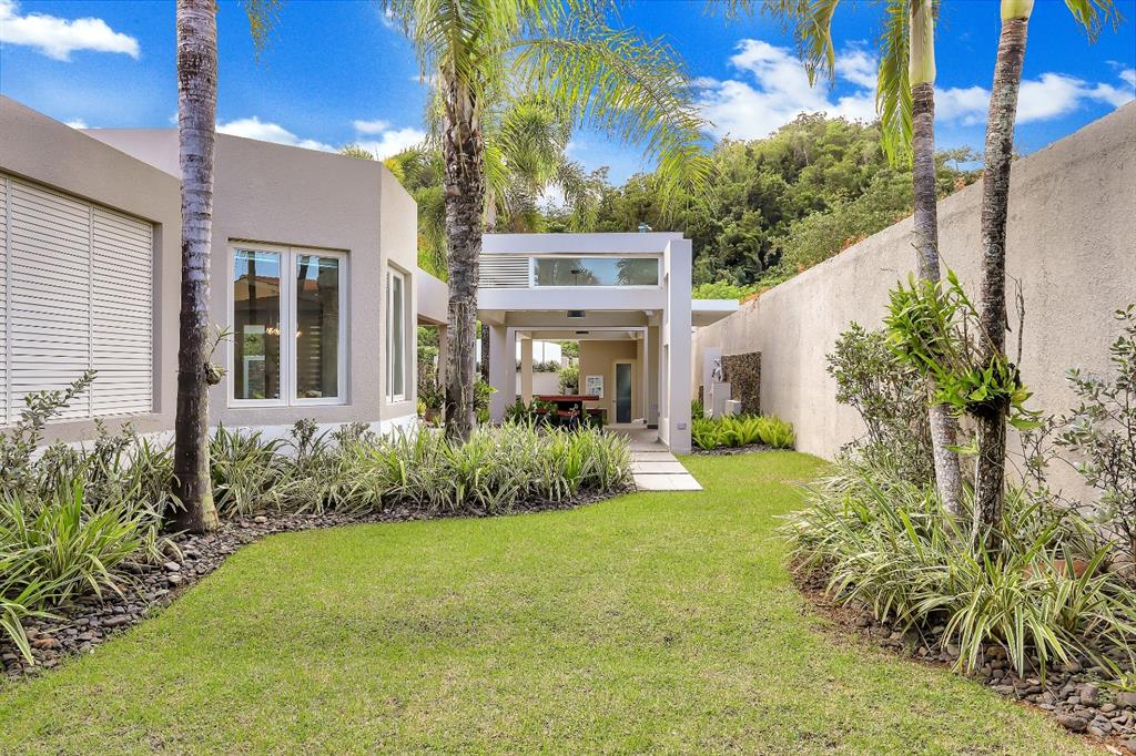 SABANERA DE DORADO - Residential