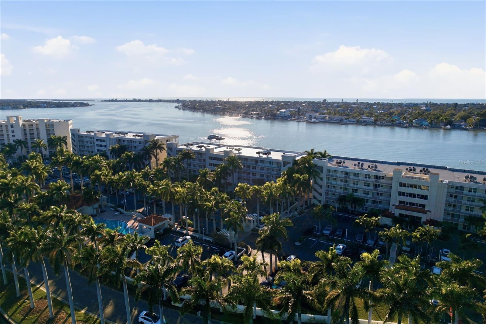 BAHIA VISTA UNIT III - Residential