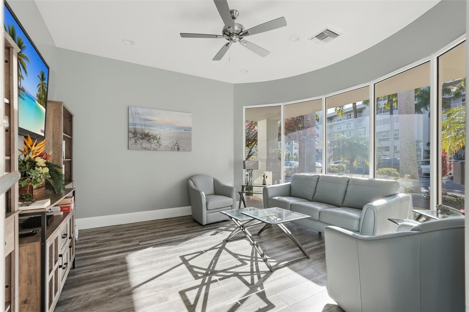 BAHIA VISTA UNIT III - Residential