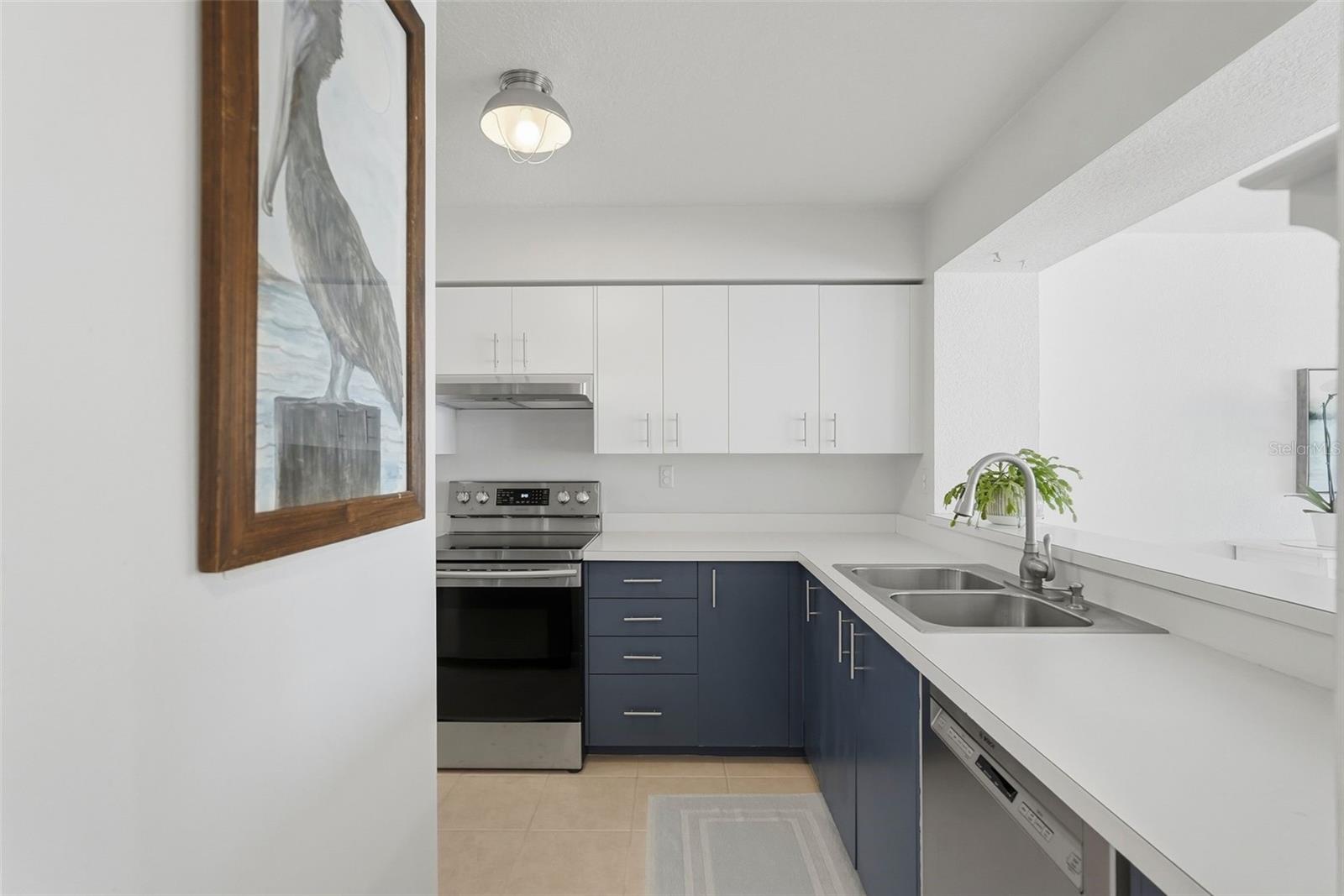 BAHIA VISTA UNIT III - Residential