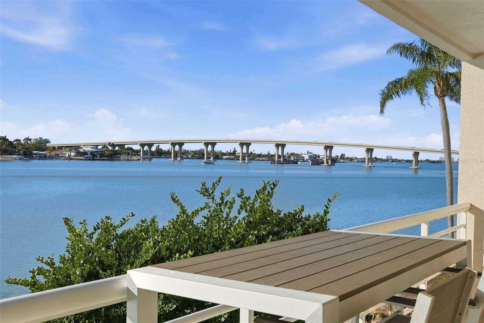 BAHIA VISTA UNIT III - Residential