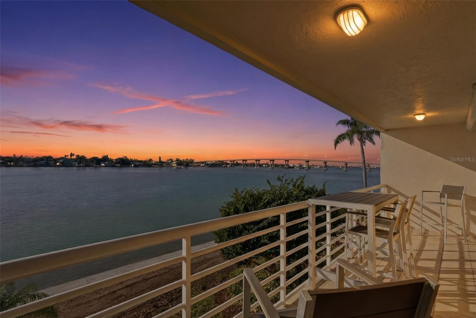 BAHIA VISTA UNIT III - Residential