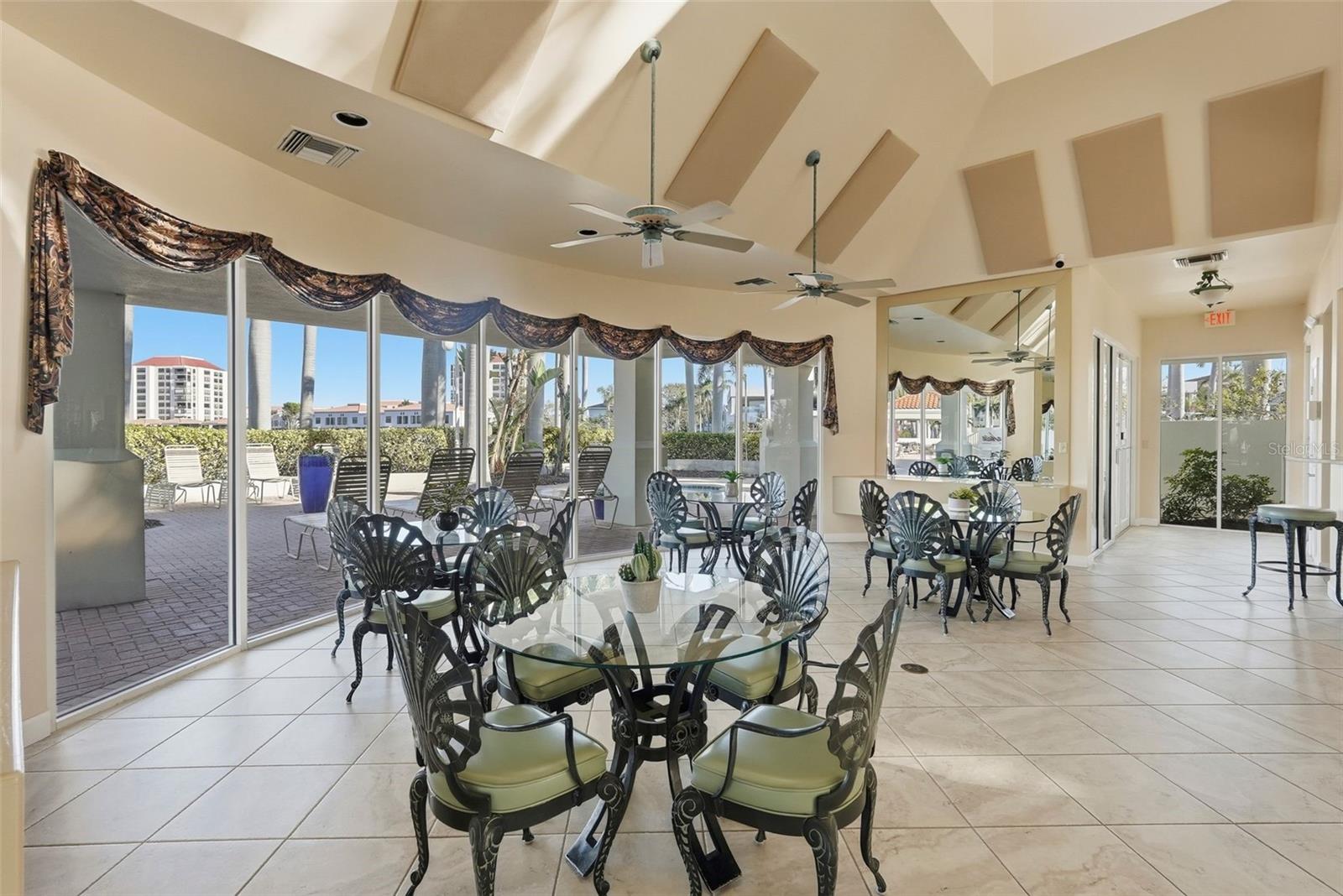 BAHIA VISTA UNIT III - Residential