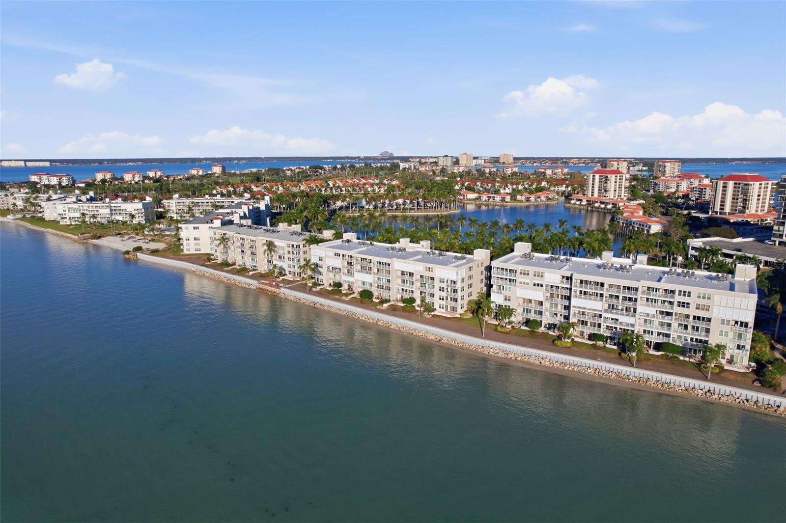 BAHIA VISTA UNIT III - Residential