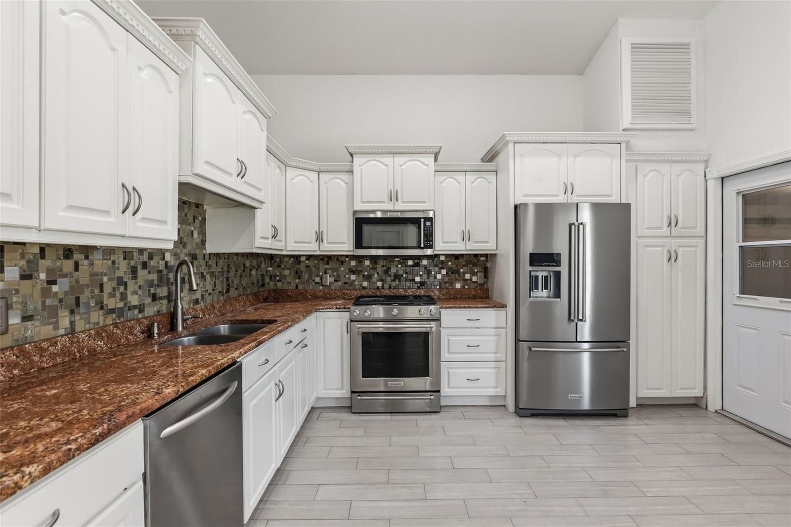 WESTCHESTER PH 03 - Residential