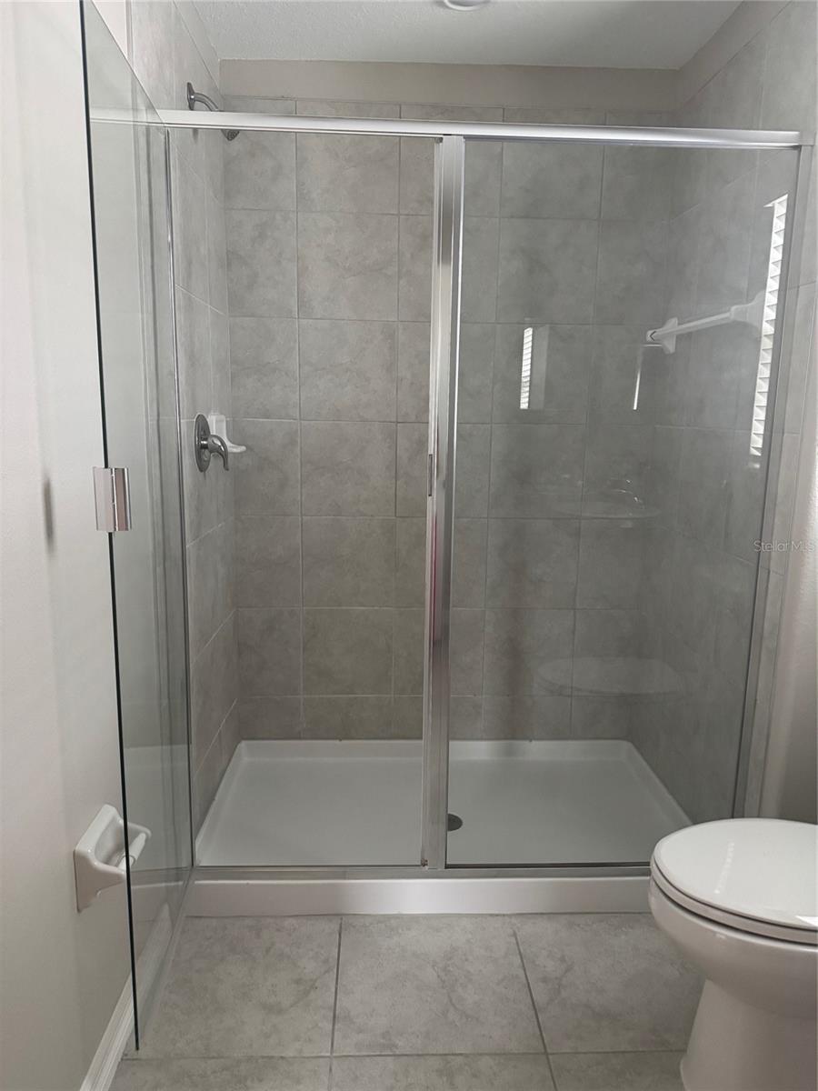 MEADOW POINTE 4 PRCL N TWNHMS H - Residential