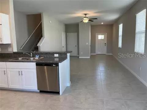 MEADOW POINTE 4 PRCL N TWNHMS H - Residential