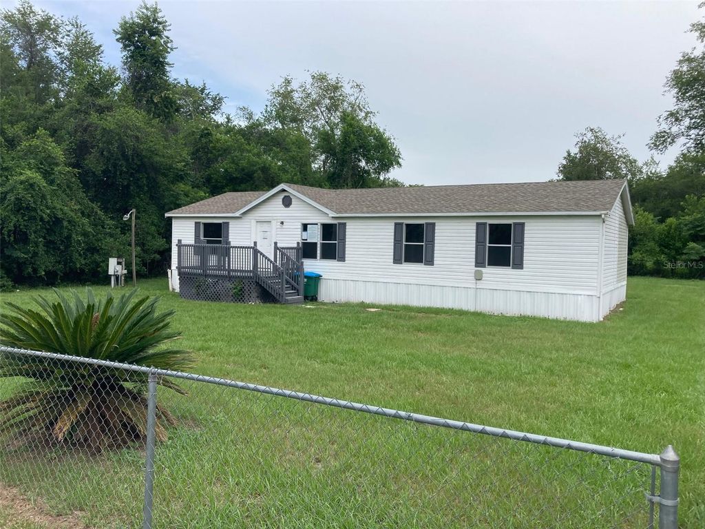 Photo of 2985 SE 145th Street, Summerfield, FL 34491 (MLS # GC532077)