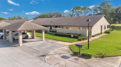 A home in WINTER HAVEN