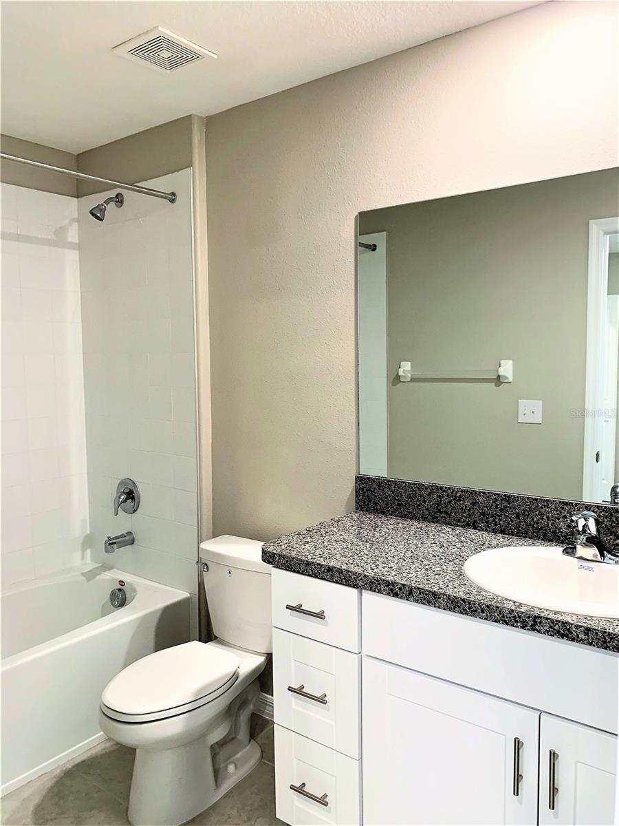 TOUCHSTONE PH 4 - Residential Lease