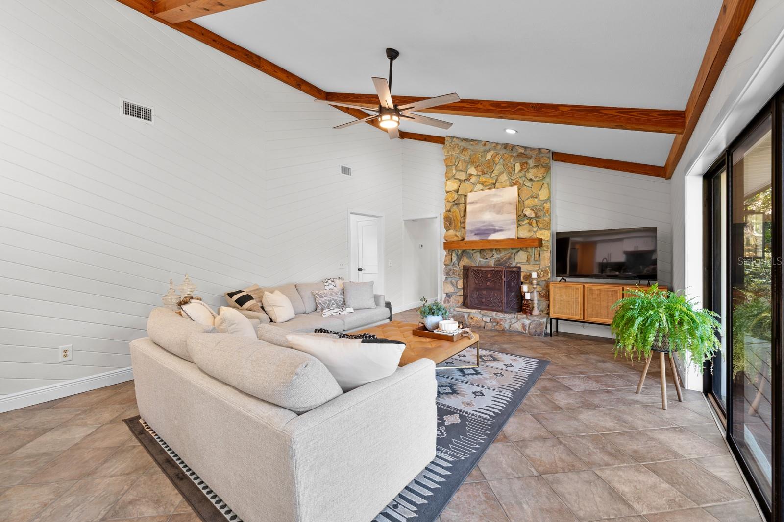 OAKWOOD RAVINE - Residential