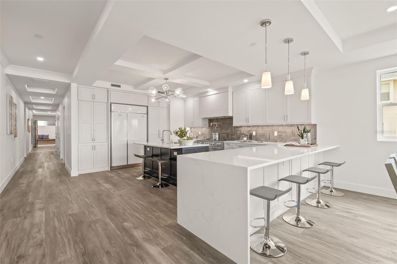 QUIET COVE CONDOMINIUM - Residential