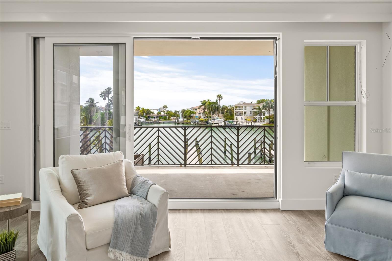 QUIET COVE CONDOMINIUM - Residential