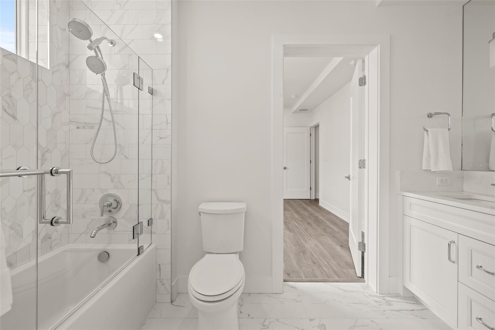 QUIET COVE CONDOMINIUM - Residential