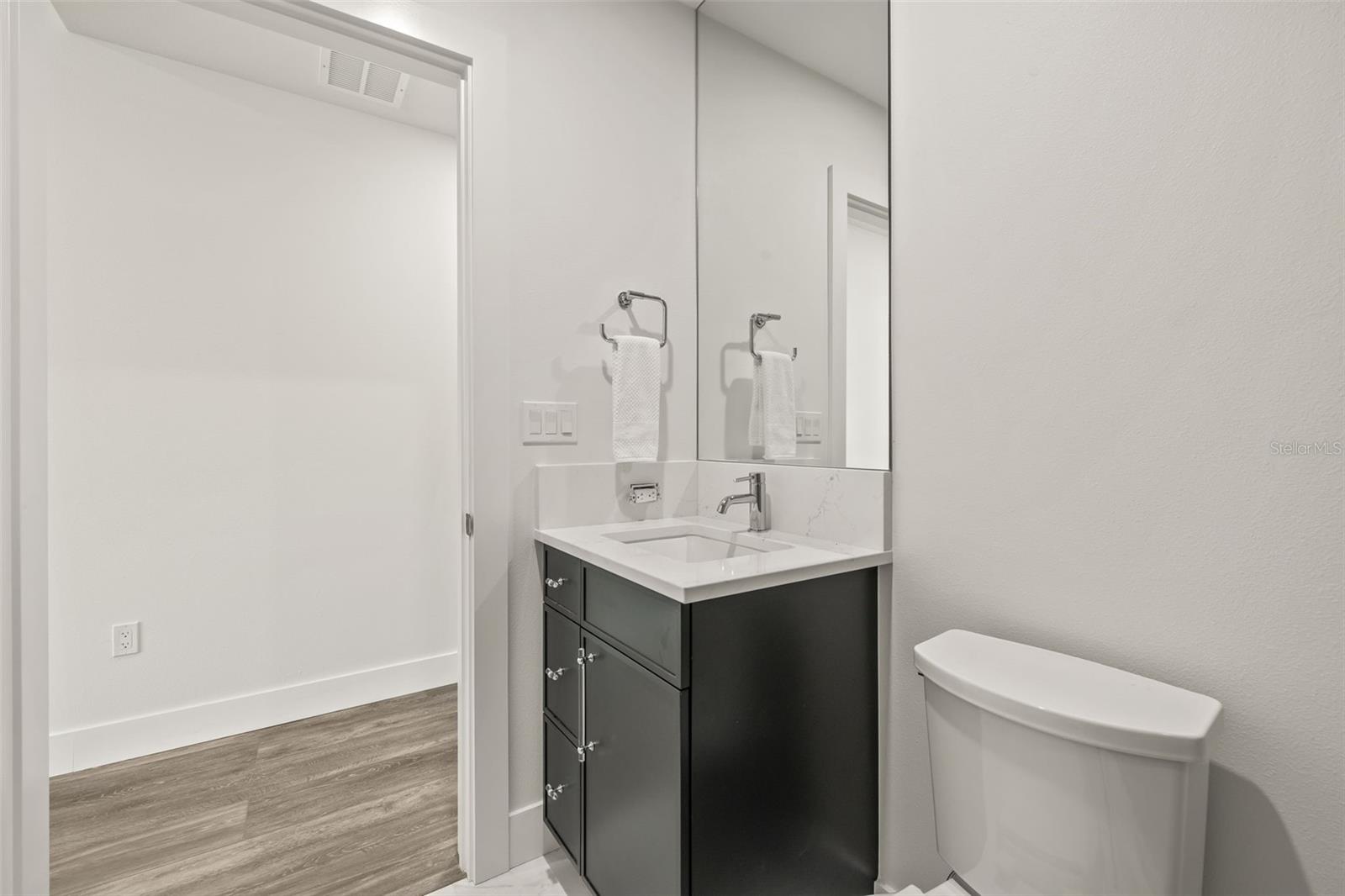 QUIET COVE CONDOMINIUM - Residential