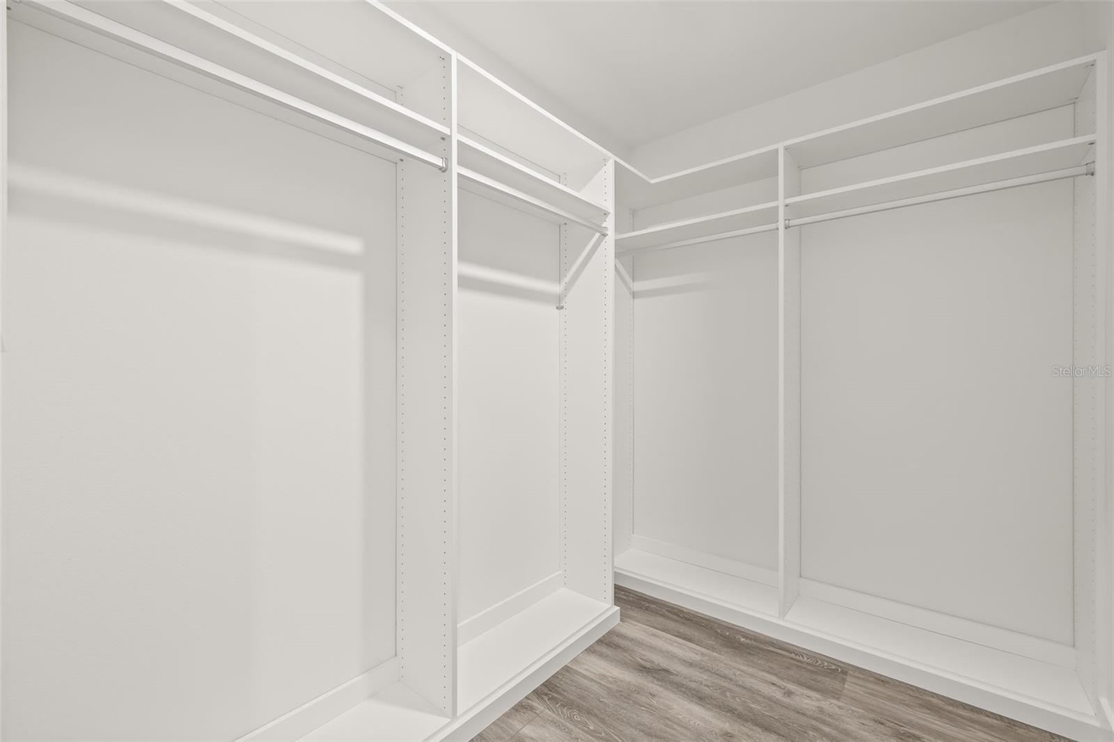 QUIET COVE CONDOMINIUM - Residential