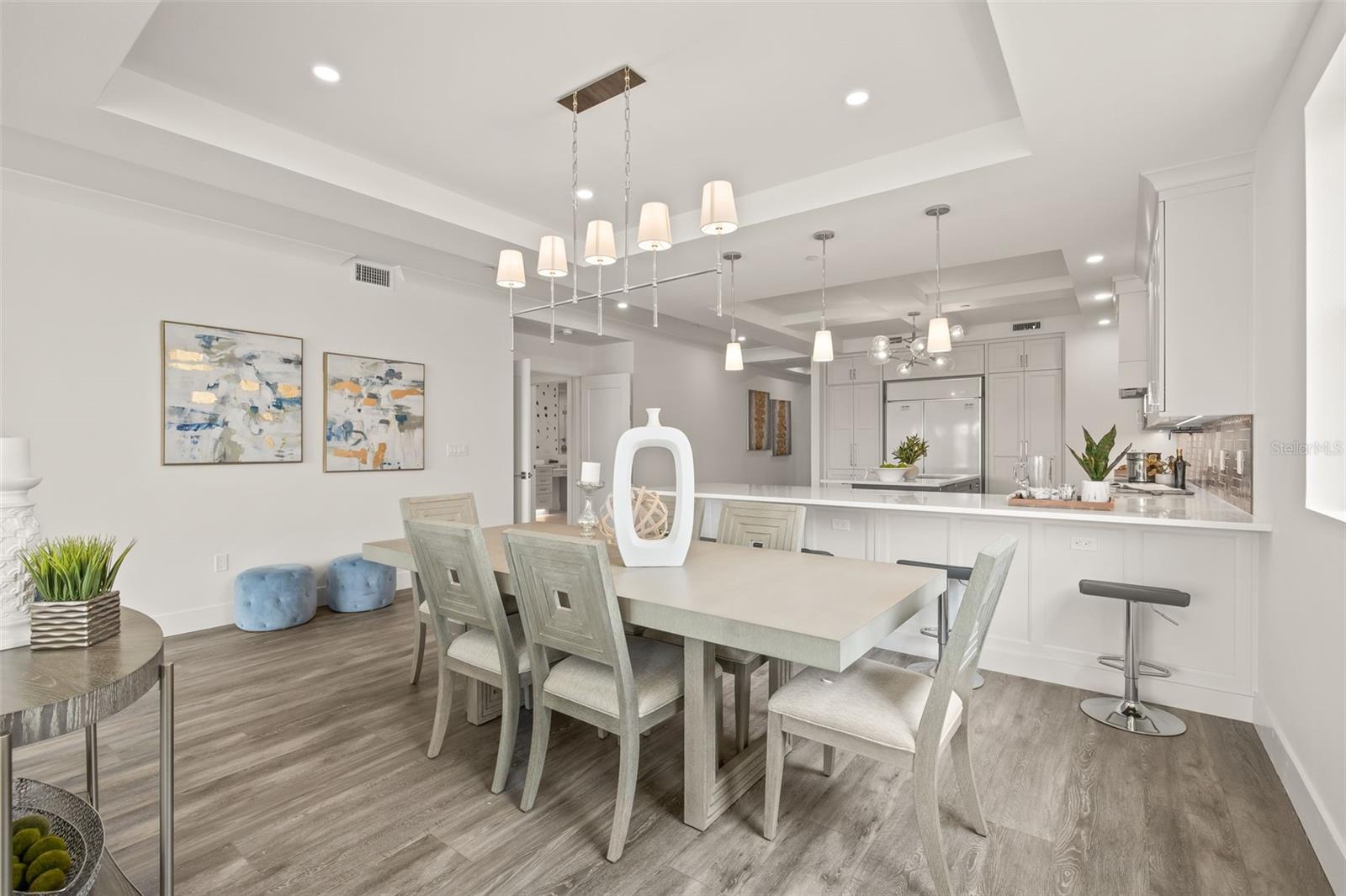 QUIET COVE CONDOMINIUM - Residential