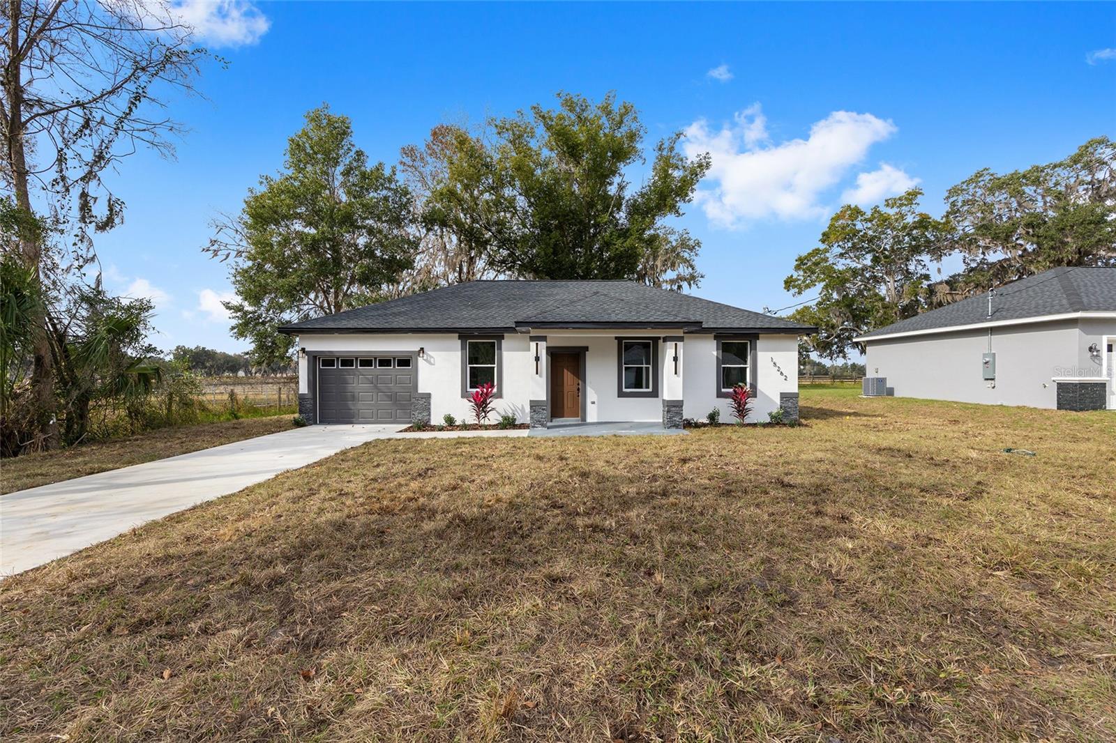 SUMMERFIELD TERRACE - Residential