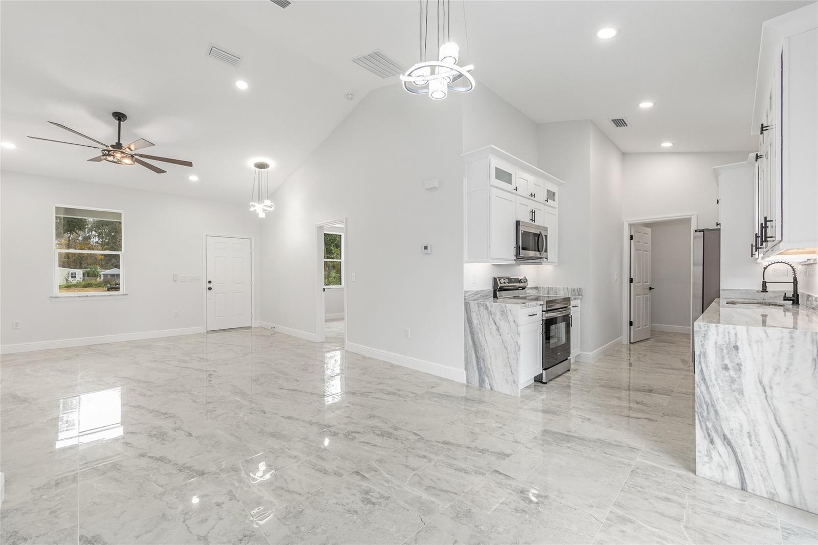 SUMMERFIELD TERRACE - Residential