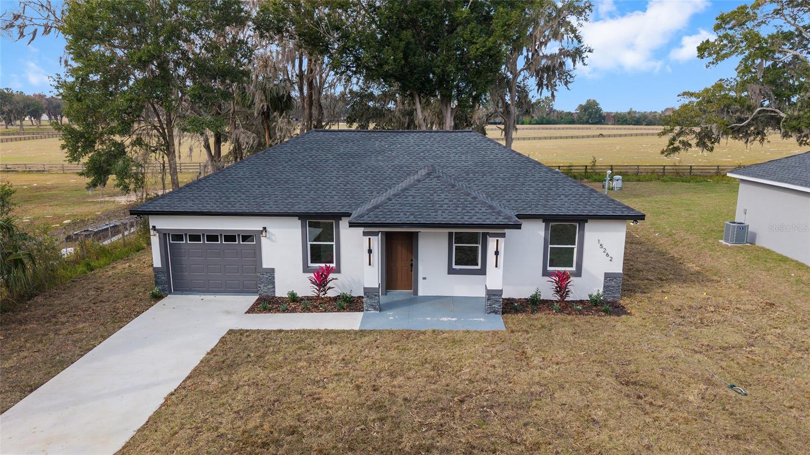 SUMMERFIELD TERRACE - Residential